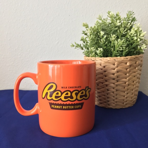 Reese’s Peanut Butter Cups Jumbo Mug - Picture 1 of 5
